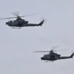 Kielce. Bell AH-1Z Viper i Bell UH-1Y Venom na terenie Targów Kielce / Fot. Wiktor Taszłow - Radio Kielce