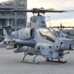 Kielce. Bell AH-1Z Viper i Bell UH-1Y Venom na terenie Targów Kielce / Fot. Wiktor Taszłow - Radio Kielce