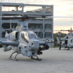 Kielce. Bell AH-1Z Viper i Bell UH-1Y Venom na terenie Targów Kielce / Fot. Wiktor Taszłow - Radio Kielce