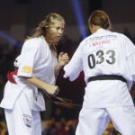 24.09.2022. Kielce. Mistrzostwa Świata Karate w Kategoriach Wagowych. Na zdjęciu: Inga Mikstaite - Litwa, Lili Mezo - Węgry / Fot. Wiktor Taszłow - Radio Kielce