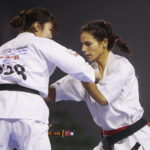 24.09.2022. Kielce. Mistrzostwa Świata Karate w Kategoriach Wagowych. Na zdjęciu: Camille Haddouche - Francja, Ramu Amikawa - Japonia / Fot. Wiktor Taszłow - Radio Kielce