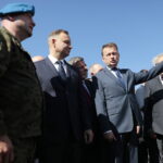 05.09.2022. Kielce. Prezydent Andrzej Duda i minister obrony narodowej Mariusz Błaszczak wizytują 30. Międzynarodowy Salon Przemysłu Obronnego / Fot. Wiktor Taszłow - Radio Kielce