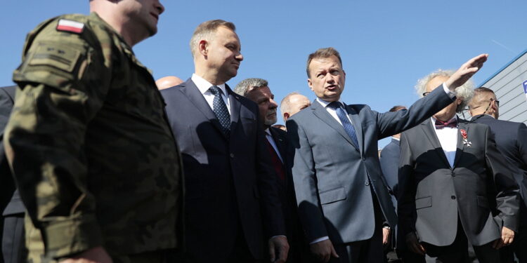 05.09.2022. Kielce. Prezydent Andrzej Duda i minister obrony narodowej Mariusz Błaszczak wizytują 30. Międzynarodowy Salon Przemysłu Obronnego / Fot. Wiktor Taszłow - Radio Kielce