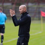 24.09.2022. Kielce. Mecz Korona II Kielce - Cracovia II. Na zdjęciu: Mariusz Arczewski - trener Korony II Kielce / Fot. Wiktor Taszłow - Radio Kielce