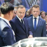 05.09.2022. Kielce. Prezydent Andrzej Duda i minister obrony narodowej Mariusz Błaszczak wizytują 30. Międzynarodowy Salon Przemysłu Obronnego / Fot. Wiktor Taszłow - Radio Kielce
