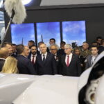 05.09.2022. Kielce. Prezydent Andrzej Duda i minister obrony narodowej Mariusz Błaszczak wizytują 30. Międzynarodowy Salon Przemysłu Obronnego / Fot. Wiktor Taszłow - Radio Kielce