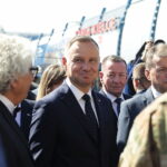 05.09.2022. Kielce. Prezydent Andrzej Duda i minister obrony narodowej Mariusz Błaszczak wizytują 30. Międzynarodowy Salon Przemysłu Obronnego / Fot. Wiktor Taszłow - Radio Kielce