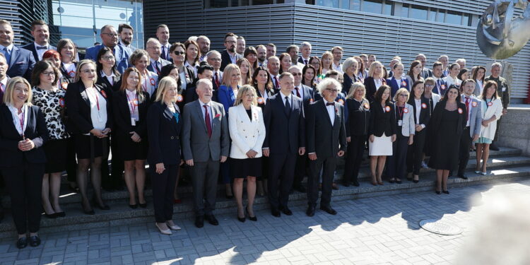 05.09.2022. Kielce. Prezydent Andrzej Duda i minister obrony narodowej Mariusz Błaszczak wizytują 30. Międzynarodowy Salon Przemysłu Obronnego / Fot. Wiktor Taszłow - Radio Kielce