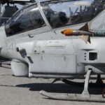 08.09.2022. Kielce. 30. Międzynarodowy Salon Przemysłu Obronnego. Śmigłowiec szturmowy Bell AH-1Z Viper / Fot. Wiktor Taszłow - Radio Kielce