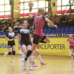 24.09.2022. Kielce. Mecz 2. kolejki grupy C I ligi piłkarek ręcznych Suzuki Korona Handball – SMS ZPRP I Płock / Fot. Wiktor Taszłow – Radio Kielce