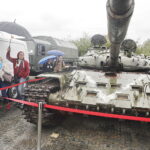 Tłumy biegające pomiędzy Krabem, dronem i... grochówką - Radio Kielce