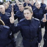 28.09.2022 Kielce. Policja. Ślubowanie nowo przyjętych funkcjonariuszy policji / Fot. Jarosław Kubalski - Radio Kielce