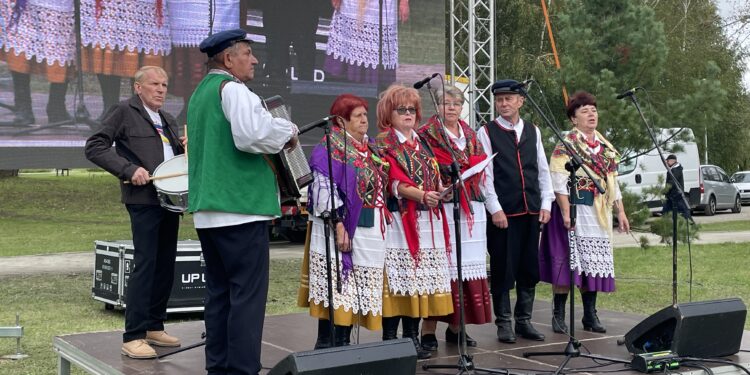 18.09.2022. Ostrowiec Św. Festiwal Kół Gospodyń Wiejskich. / Fot. Emilia Sitarska - Radio Kielce