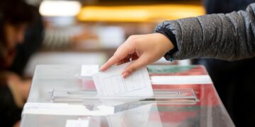 To będzie trzęsienie ziemi. Pozostaje dwukadencyjność wójtów, burmistrzów i prezydentów miast