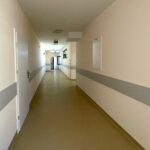 Szkoła w Ujeździe na nowy rok stała się większa - Radio Kielce 01.09.2022. Ujazd. Rozpoczęcie nowego roku szkolnego oraz otwarcie nowego pawilonu szkoły i boiska / fot. Emilia Sitarska - Radio Kielce