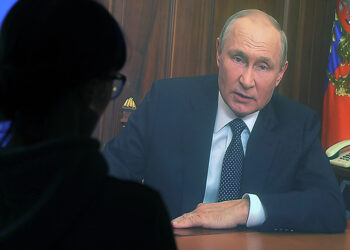 Prezydent Rosji Władimir Putin ogłosił częściową mobilizację w kraju, która ma się rozpocząć już w środę, 21 września. Zachodowi zagroził użyciem broni jądrowej – w przypadku „ataku na integralność terytorialną Rosji” / Fot. Maxim Shipenkov - PAP/EPA