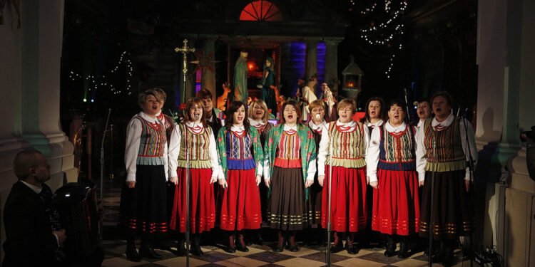 RYM SIĘ NIESIE PO POLU PO LESIE. „Jeszcze raz, jeszcze” [POSŁUCHAJ] - Radio Kielce