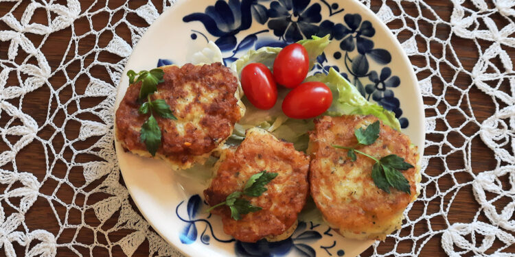 Placki ziemniaczane z czosnkiem niedźwiedzim