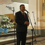 30.09.2022. Ostrowiec Św. Rocznica egzekucji przeprowadzonej przez Niemców. Na zdjęciu poseł Andrzej Kryj. / Fot. Emilia Sitarska - Radio Kielce