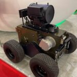 07.09.2022. Kielce. 30. Międzynarodowy Salon Przemysłu Obronnego. Robot pirotechniczny / Fot. Wiktor Taszłow- Radio Kielce
