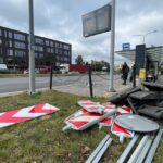 20.09.2022. Kielce przystanek komunikacji miejskiej przy Alei Dziewięciu Wieków Kielc. Autobus MPK / Fot. Wiktor Taszłow – Radio Kielce