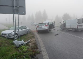 31.10.2022. Staszów. Wypadek na DK 764 / źródło: KPP Staszów