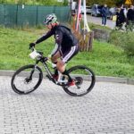 Świętokrzyskie MTB Cross Maraton 2022 przeszedł do historii - Radio Kielce 09.10.2022. Ćmińsk. Świętokrzyskie MTB Cross Maraton / Fot. Maciej Makuła - Radio Kielce