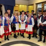 03.10.2022. Strawczynek. Inauguracja projektu „Nasze życiowe wartości”. Na zdjęciu: Zespół Pieśni i Tańca ze Strawczynka / Fot. Daniel Lenart - Radio Kielce