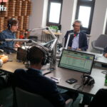 24.10.2022. Kielce. Studio Polityczne Radia Kielce / Fot. Kamil Król - Radio Kielce