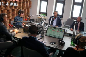 24.10.2022. Kielce. Studio Polityczne Radia Kielce / Fot. Kamil Król - Radio Kielce