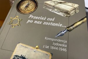 23.10.2022. Opatów. Fragmenty albumu „Przecież coś po nas zostanie” / Fot. Emilia Sitarska - Radio Kielce