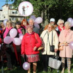 Ulicami Buska-Zdroju przeszedł Marsz Życia i Nadziei - Radio Kielce 04.10.2022. Busko-Zdrój. 10. Marsz Różowej Wstążeczki / Fot. Marta Gajda-Kruk - Radio Kielce