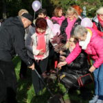 Ulicami Buska-Zdroju przeszedł Marsz Życia i Nadziei - Radio Kielce 04.10.2022. Busko-Zdrój. 10. Marsz Różowej Wstążeczki / Fot. Marta Gajda-Kruk - Radio Kielce