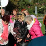 Ulicami Buska-Zdroju przeszedł Marsz Życia i Nadziei - Radio Kielce 04.10.2022. Busko-Zdrój. 10. Marsz Różowej Wstążeczki / Fot. Marta Gajda-Kruk - Radio Kielce