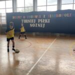 24.10.2022. Szwagrów. Gminny turniej halowej piłki nożnej, o puchar prezesa Grupy Azoty „Siarkopol ” w Grzybowie / Fot. Grażyna Szlęzak - Radio Kielce