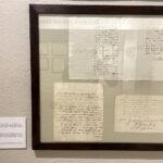26.10.2022. Sandomierz. Zakończenie jubileuszowych obchodów 120-lecia Muzeum Diecezjalnego. Wystawa „Ars epistolandii. Kiedy pisanie listów było Sztuką” / Fot. Grażyna Szlęzak - Radio Kielce