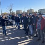 27.10.2022. Starachowice. Pikieta przed zakładem MAN / Fot. Anna Głąb - Radio Kielce