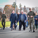 22.10.2022. Sandomierz. Wizyta pracodawców u terytorialsów. / Fot. ŚBOT