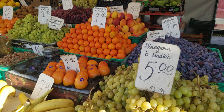 21.10.2022. Kielce. Miejski Plac Targowy / Fot. Marzena Smoręda – Radio Kielce
