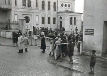 Kielce w 1941 roku. Ulica Radomer Strasse – aktualnie ulica Warszawska / źródło: fotopolska.eu