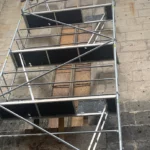 12.10.2022. Wislica. Czwarty - ostatni etap prac przy oknach witrażowych Bazyliki / Fot. parafiawislica.pl