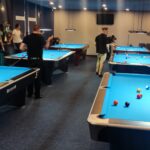 16.10.2022. Kielce. KCB. Bilardziści Nosanu Kielce zagrali dla Leszka Salvy / Fot. Nosan Kielce