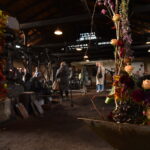 23.10.2022. Maleniec. Floryści przyozdobili maszyny. / Fot. Magdalena Galas-Klusek - Radio Kielce