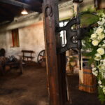 23.10.2022. Maleniec. Floryści przyozdobili maszyny. / Fot. Magdalena Galas-Klusek - Radio Kielce