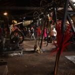 23.10.2022. Maleniec. Floryści przyozdobili maszyny. / Fot. Magdalena Galas-Klusek - Radio Kielce