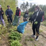 06.10.2022. Końskie. Sprzątanie lasu / Fot. Magdalena Galas-Klusek - Radio Kielce
