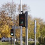 13.10.2022. Kielce. Nieprawidłowe oznakowanie na skrzyżowaniu ulicy Warszawskiej z Aleją Tysiąclecia Państwa Polskiego w Kielcach / Fot. Jarosław Kubalski – Radio Kielce