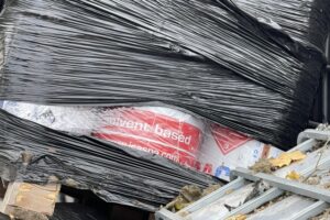 To nie świętokrzyskie firmy zostawiły odpady obok szpitala - Radio Kielce