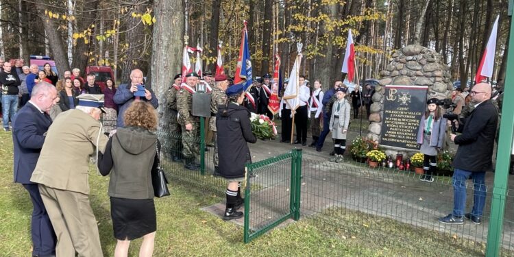 30.10.2022. Obchody 78. rocznicy zwycięskiej bitwy pod Chotowem / Fot. Jarosław Kubalski - Radio Kielce