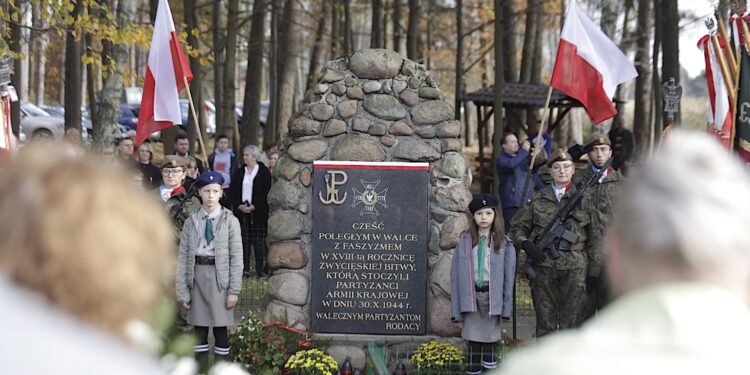 30.10.2022. Obchody 78. rocznicy zwycięskiej bitwy pod Chotowem / Fot. Jarosław Kubalski - Radio Kielce